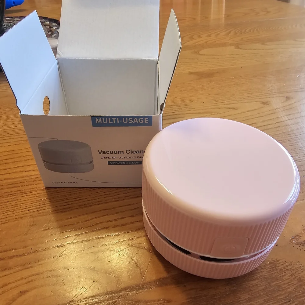Desktop Vacuum Cleaner Pink New In Box - Picture 1 of 4